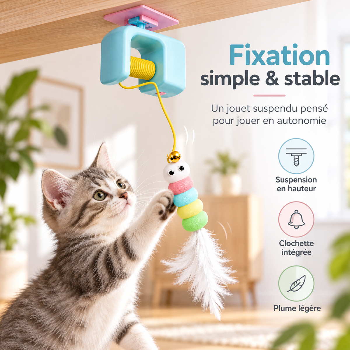 Jouet suspendu pour chat avec plume et clochette