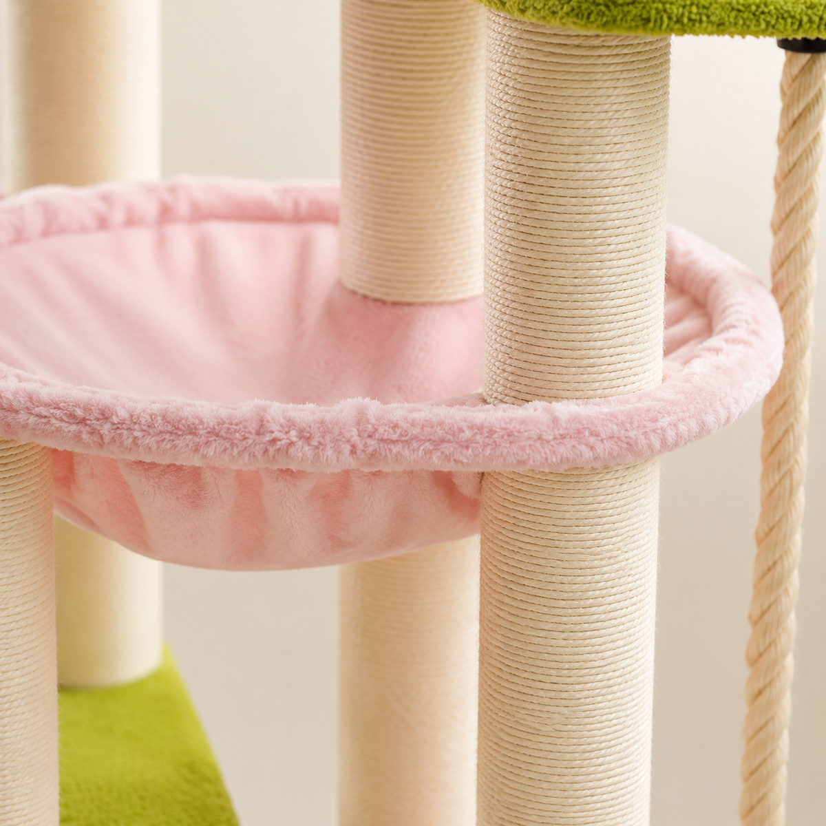 Arbre à chat XXL rose pour Maine Coon et chats de grande taille